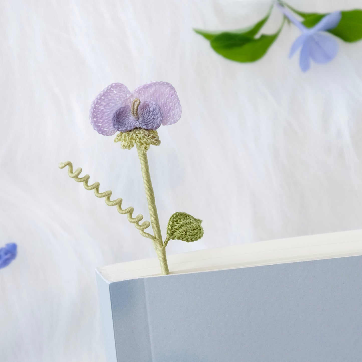 Bookmark - handmade micro crochet