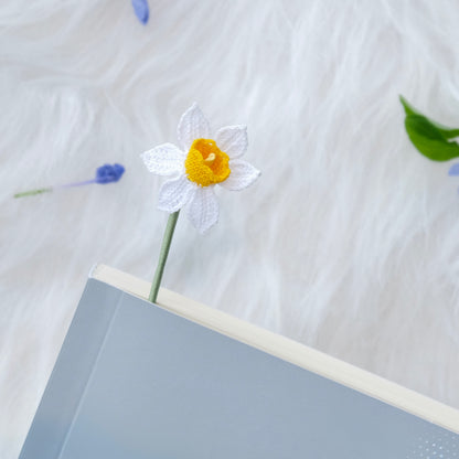 Bookmark - handmade micro crochet