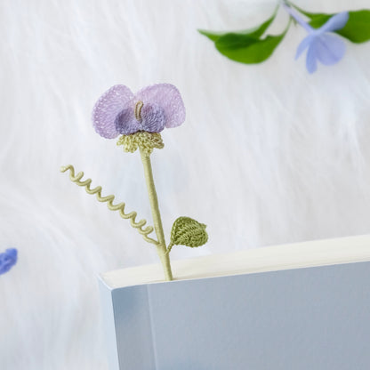 Bookmark - handmade micro crochet